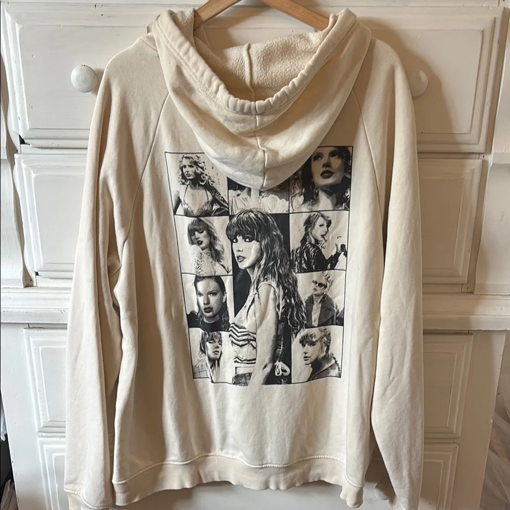 Taylor Swift Hoodie - Picture 3 of 6
